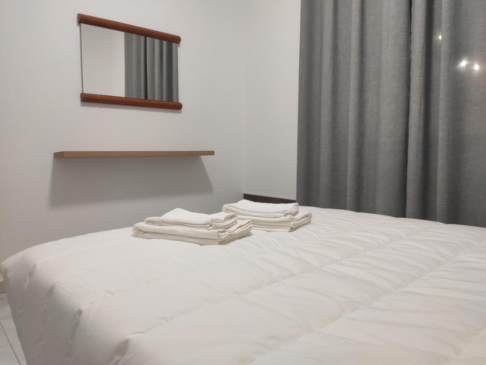 Appartamento Casa Radu Mexilhoeira Grande Esterno foto